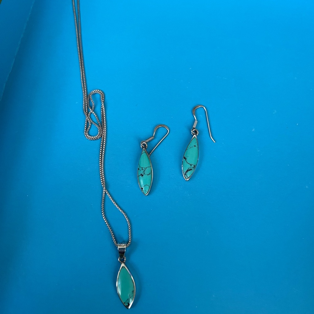 Natural Turquoise .925 Sterling Silver Pendant Necklace and Earring Set.